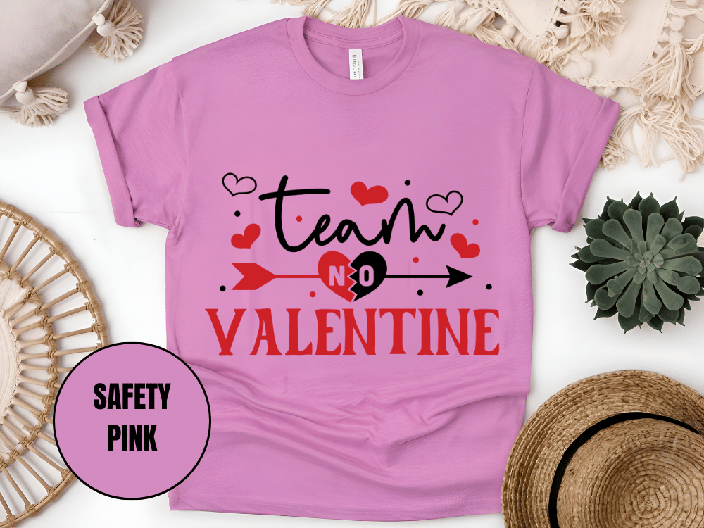 "Team Valentine, Valentine's Day" T-Shirt, (Gildan 5000) VD031