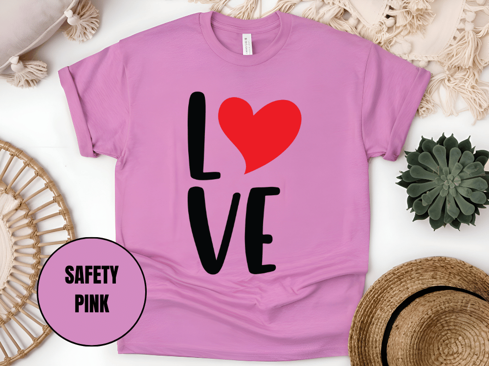 "Love Valentine's day" T-Shirt, (Gildan 5000) VD013