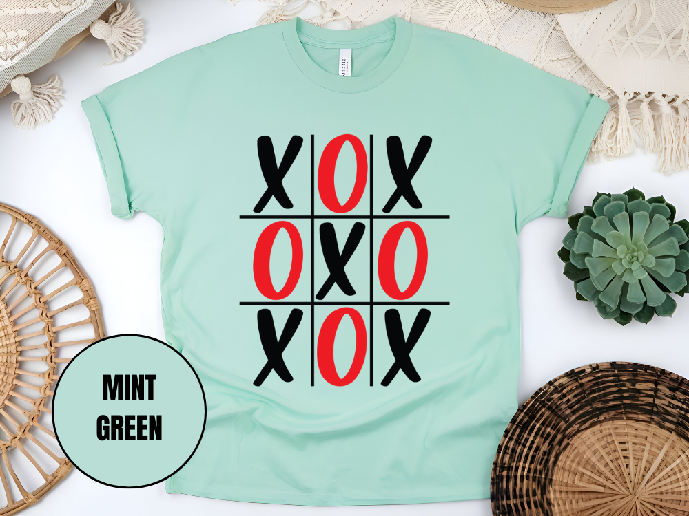 "XOXO Valentine's day" T-Shirt, (Gildan 5000) VD015