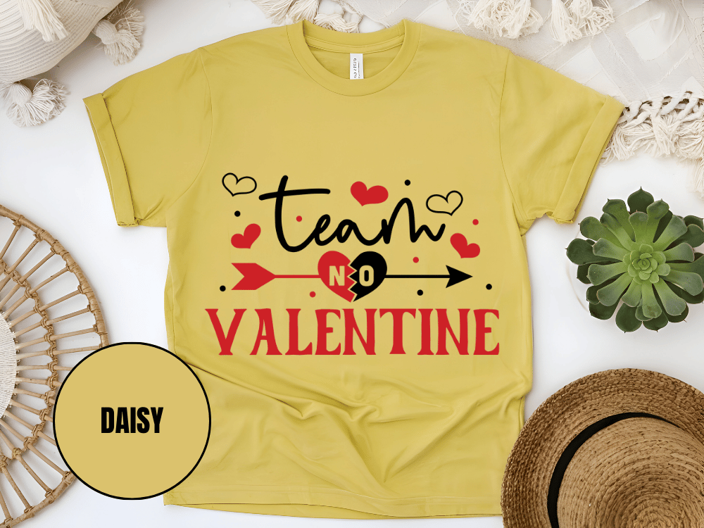"Team Valentine, Valentine's Day" T-Shirt, (Gildan 5000) VD031