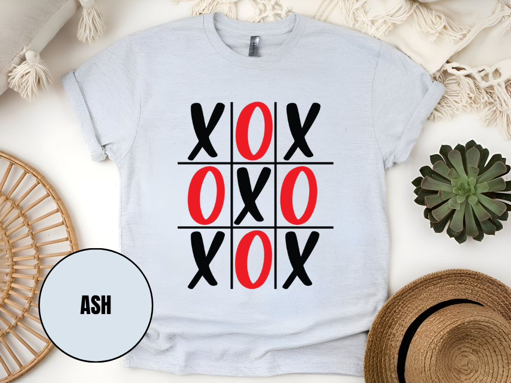 "XOXO Valentine's day" T-Shirt, (Gildan 5000) VD015