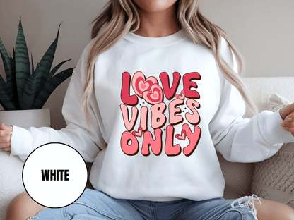 "Love Vites Only" Valentine's Day (Gildan 18000) VD047