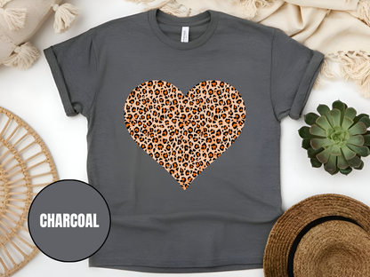 "Heart Leopard Design" T-Shirt, (Gildan 5000) VD082