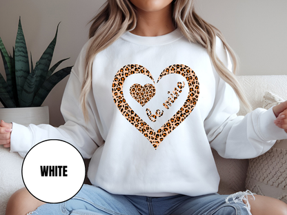 "Be Mine Leopard Design" Valentine's Day (Gildan 18000) VD065