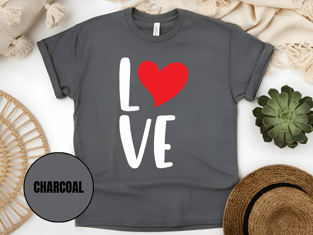 "Love Valentine's day" T-Shirt, (Gildan 5000) VD013