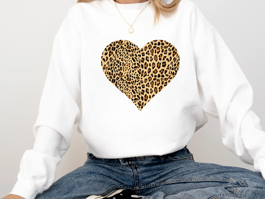 "Heart Leopard Design" Valentine's Day (Comfort Color) VDS081