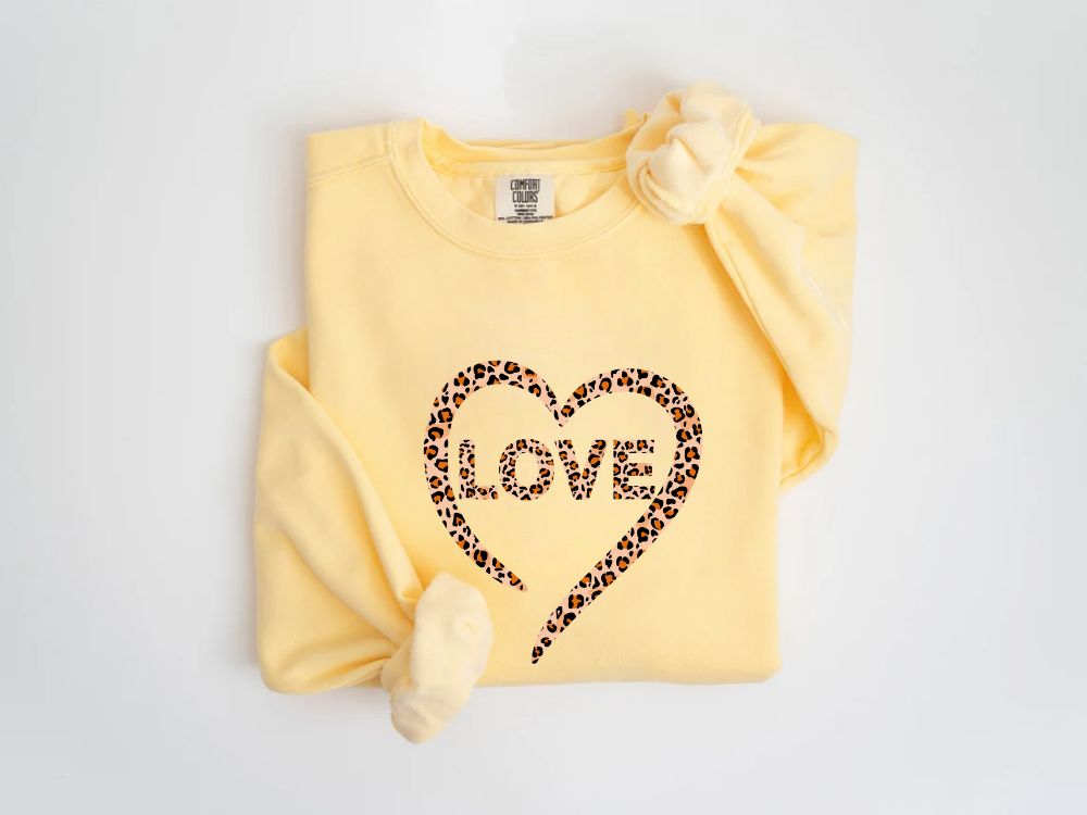 "Love Leopard Design" Valentine's Day (Comfort Color) VDS073