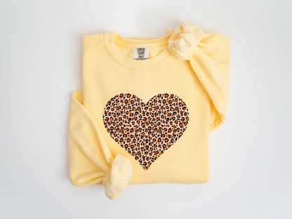 "Heart Leopard Design" Valentine's Day (Comfort Color) VDS082