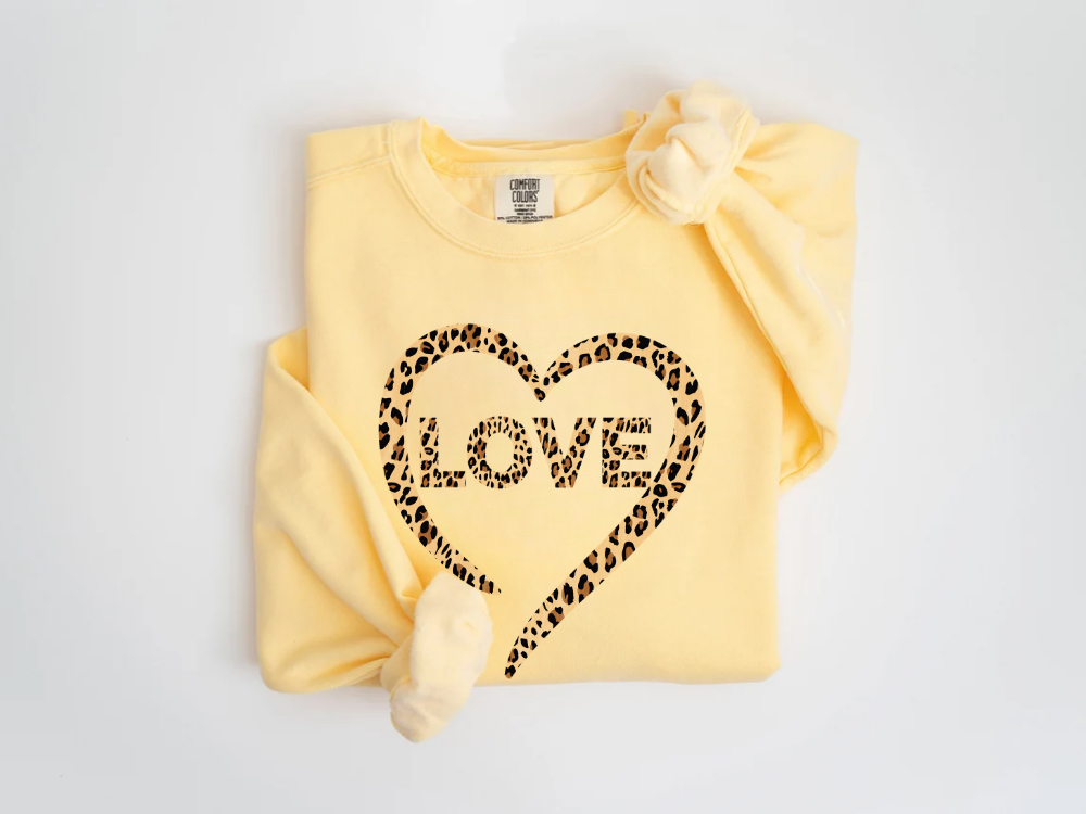 "Love Leopard Design" Valentine's Day (Comfort Color) VDS074