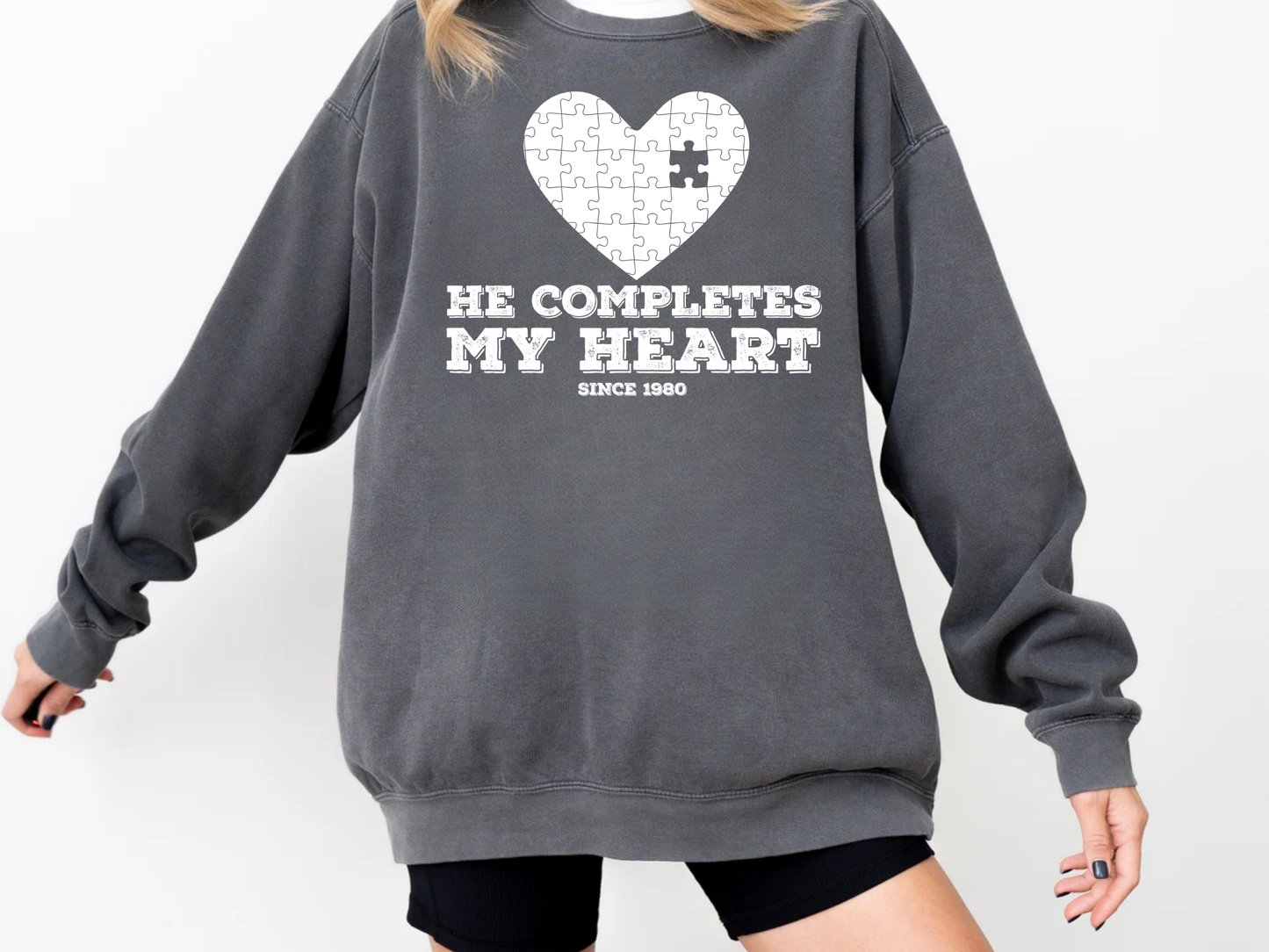 "He Completes My Heart" Valentine's Day (Gildan 18000) VD087