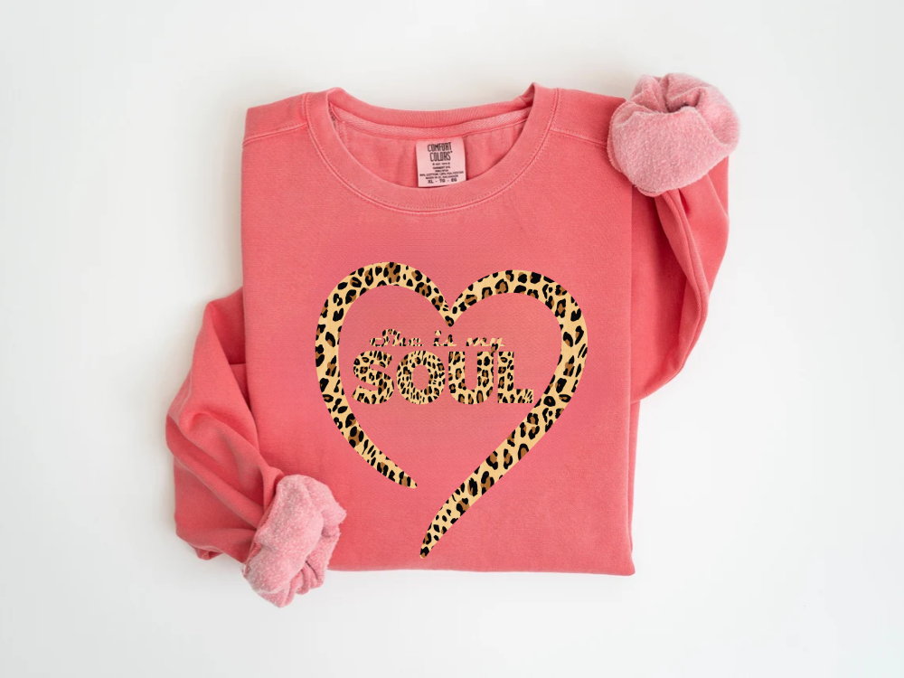 "She Is My Soul Leopard Design" Valentine's Day (Comfort Color) VDS079