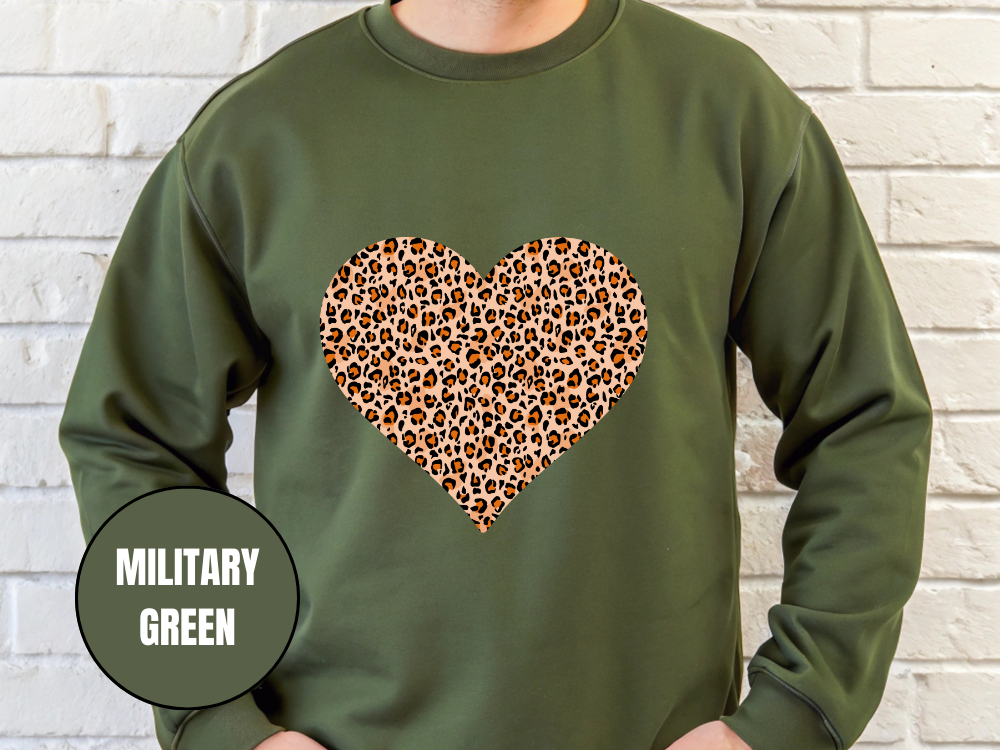 "Heart Leopard Design" Valentine's Day (Gildan 18000) VD082