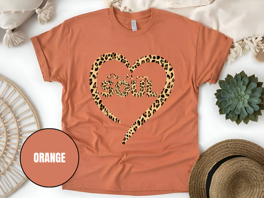 "She Is My Soul Leopard Design" T-Shirt, (Gildan 5000) VD079
