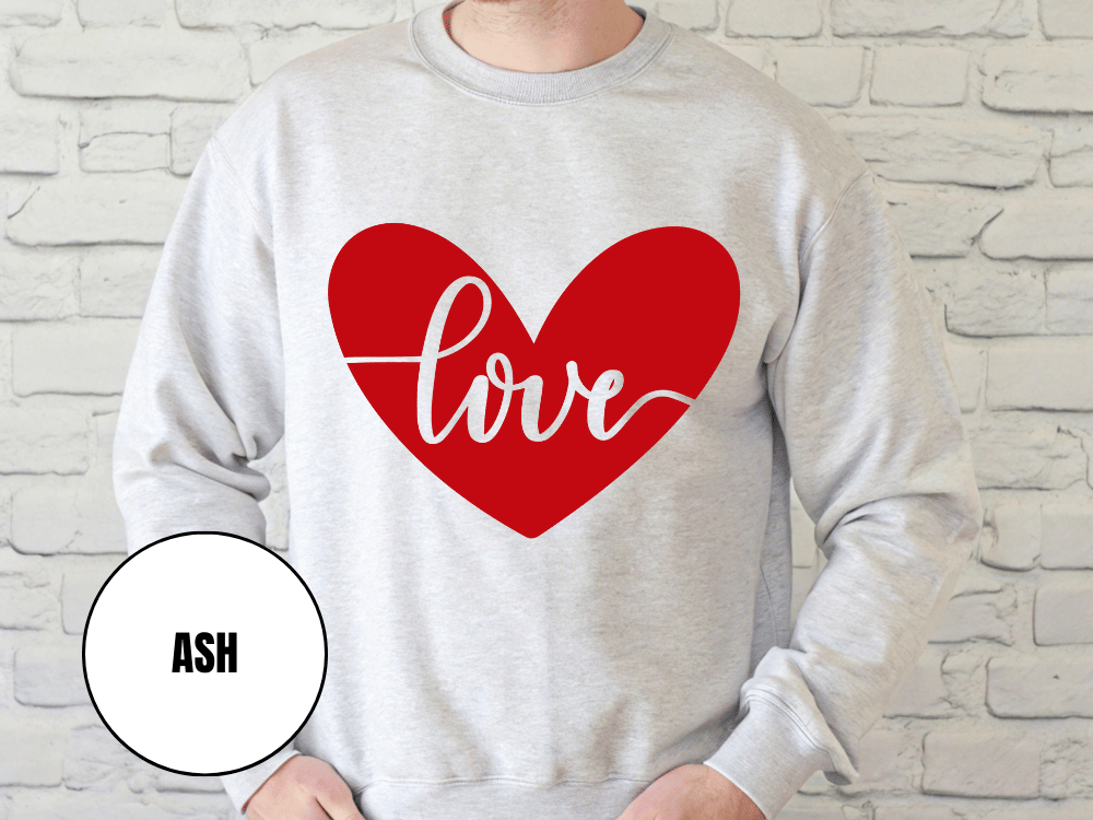 "Love" Valentine's Day (Gildan 18000) VD052