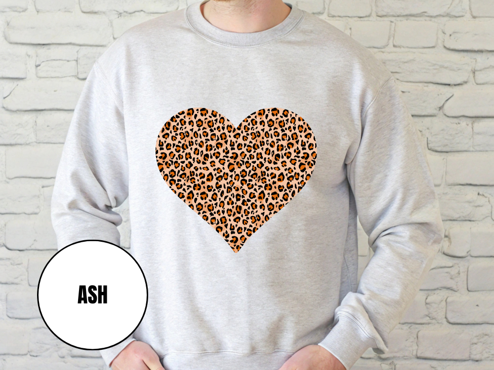 "Heart Leopard Design" Valentine's Day (Gildan 18000) VD082
