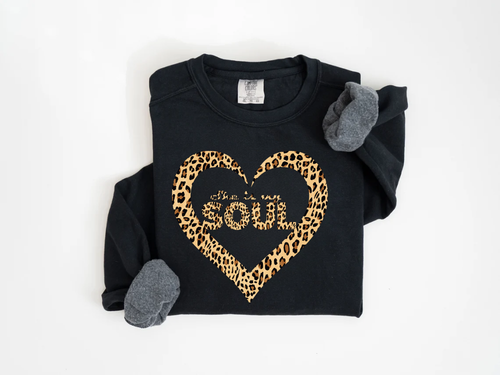 "She Is My Soul Leopard Design" Valentine's Day (Comfort Color) VDS072