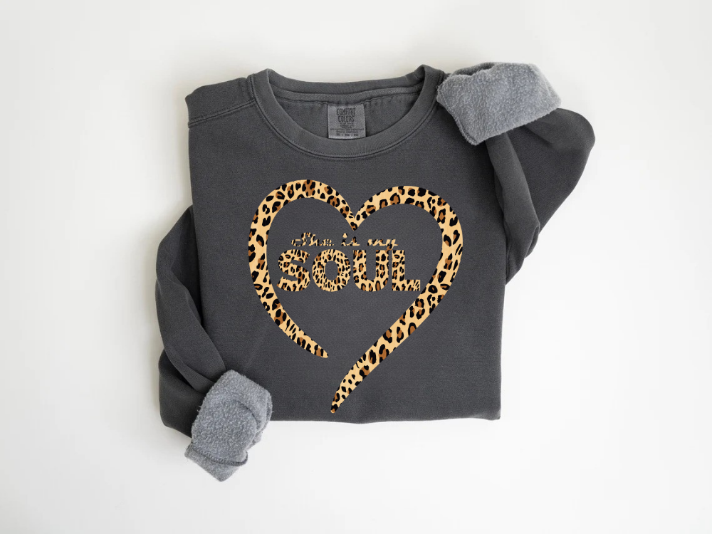 "She Is My Soul Leopard Design" Valentine's Day (Comfort Color) VDS079